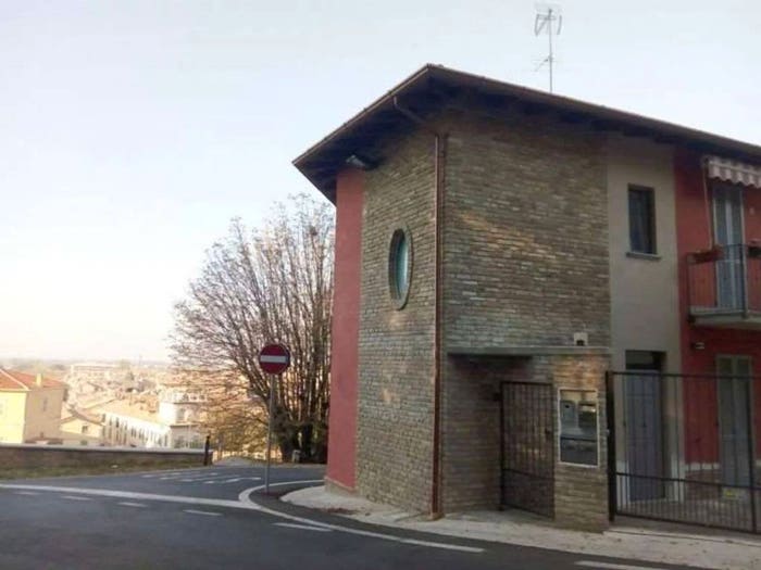 Appartamento trilocale in vendita in Centro, Casteggio