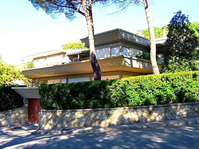 Casa con 6 locali in vendita in Stazione Masotti, Serravalle Pistoiese