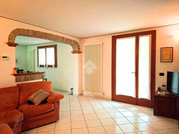 Casa con 6 locali in vendita in Via della Ginestra, Cona, Ferrara
