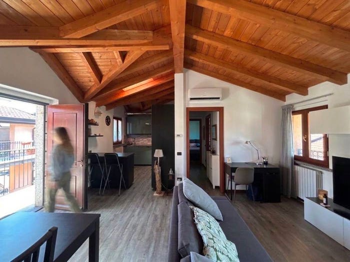 Casa bilocale in vendita in Via Giacomo Matteotti, Centro, Arese