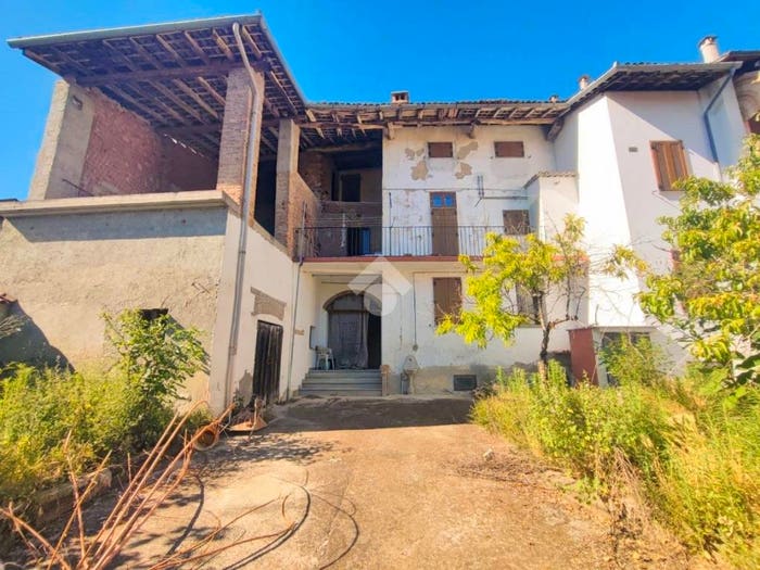Casa con 6 locali in vendita in Via Bracchieri, Viguzzolo