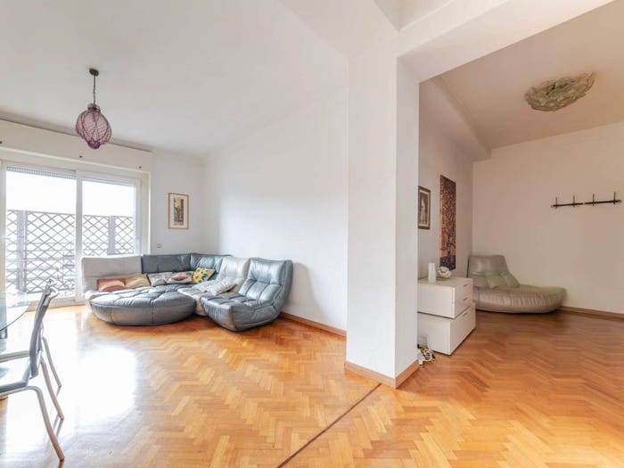 Appartamento quadrilocale in vendita in Viale Andrea Doria, Centrale, Milano