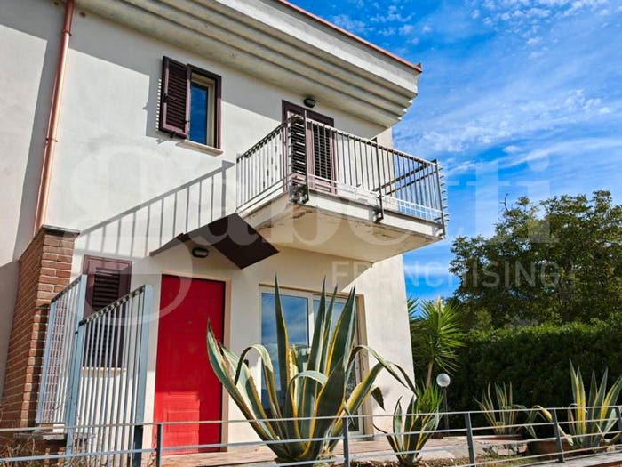 Casa quadrilocale in vendita in Via Casa Bucci, Centro, Pozzilli