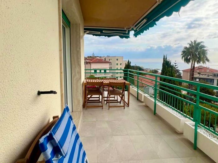 Appartamento trilocale in vendita in Via Padre Semeria, Foce Semeria, Sanremo