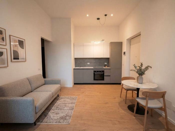 Appartamento monolocale in vendita in Via Obizzone da Bernareggio, Centro, Bernareggio