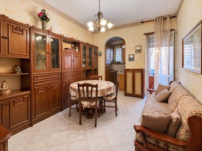 Appartamento trilocale in vendita in Via Blatta, Centro, Chivasso