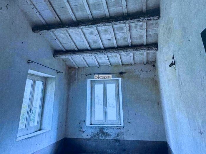 Casa con 5 locali in vendita in Cagli