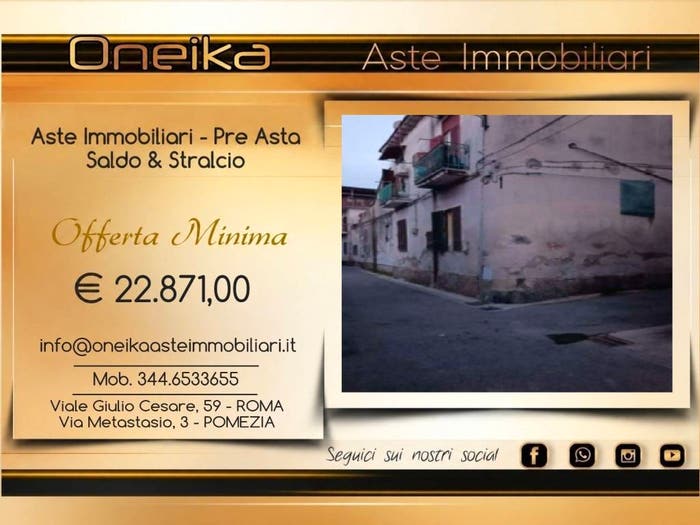Appartamento quadrilocale in vendita in Vico Simeoni, Centro Storico, Giugliano in Campania