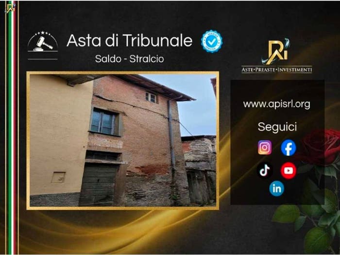 Appartamento con 5 locali in vendita in Vicolo Carate, Naggio, Grandola ed Uniti