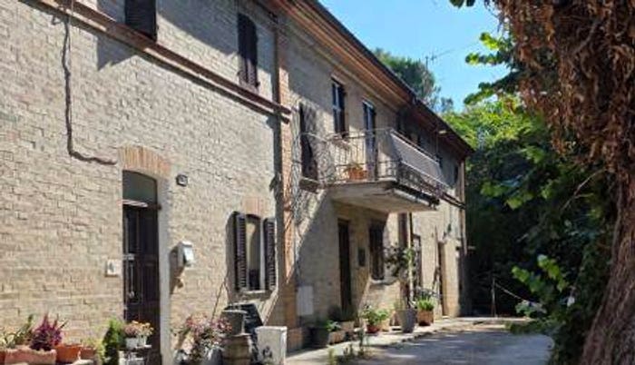 Casa con 5 locali in vendita in Via Marconi, Centro, Morrovalle
