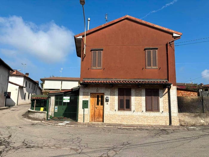 Casa trilocale in vendita in Via Convento, Mignete, Zelo Buon Persico
