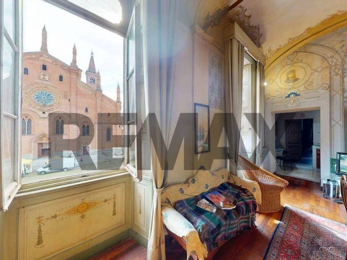 Appartamento con 5 locali in vendita in Centro Storico, Pavia