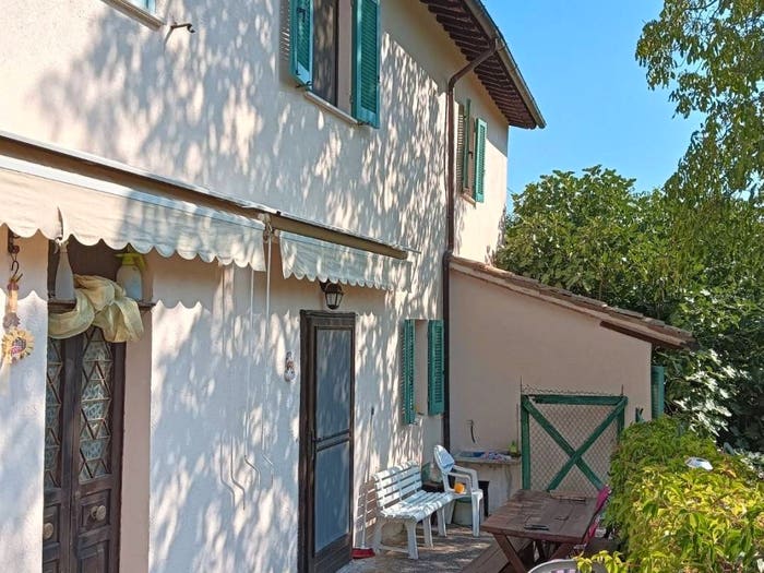 Appartamento con 6 locali in vendita in Località Morro, Carpello Scopoli Casenove Verchiano, Foligno