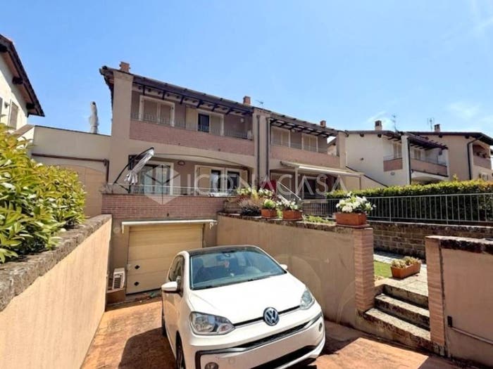 Casa quadrilocale in vendita in Via dei Fiori, Montopoli, Montopoli in Val d'Arno