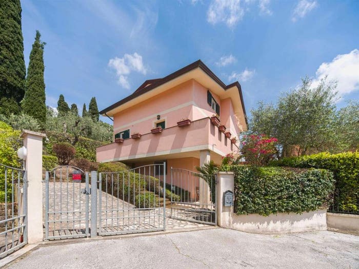 Casa con 6 locali in vendita in Bargecchia Corsanico, Massarosa