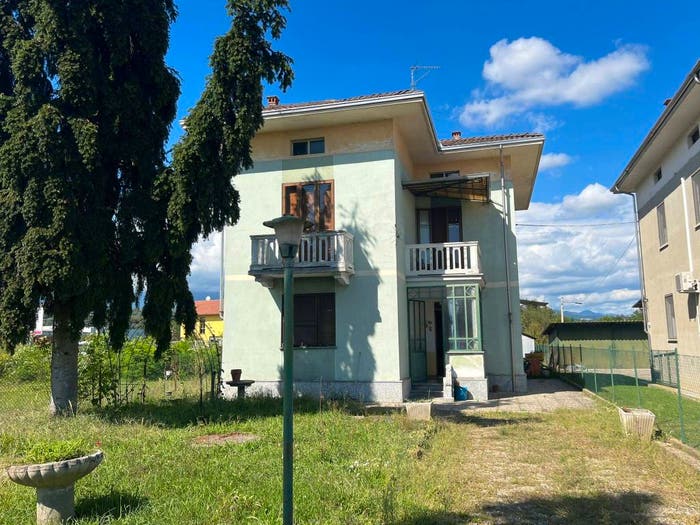 Casa con 5 locali in vendita in Via Giovanni Amendola, Centro, Cossato