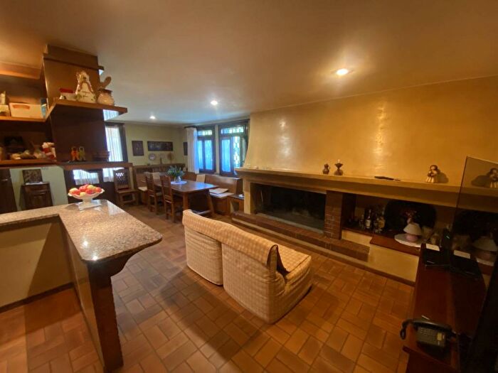 Casa con 6 locali in vendita in Via Sabbioni, Centro, Veggiano