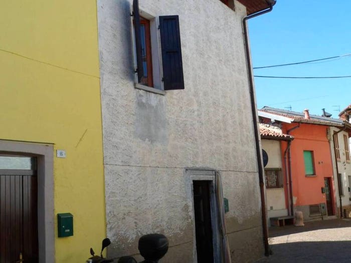 Appartamento trilocale in vendita in Via Righetti No Number, CugliateFabiasco