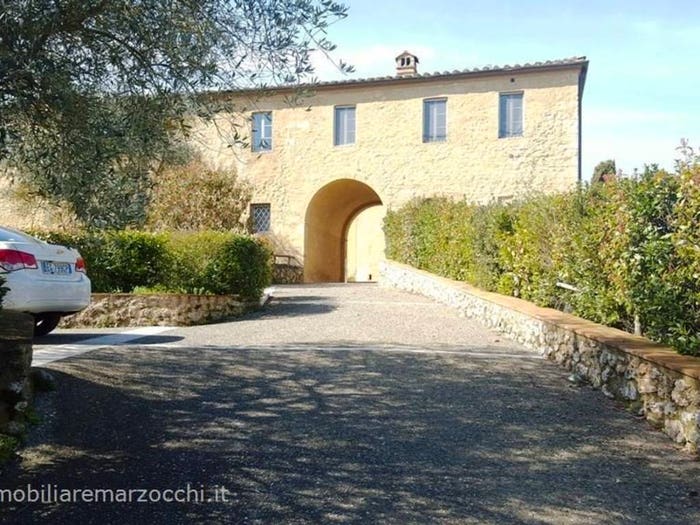 Appartamento quadrilocale in vendita in Str di Santa Colomba, Monteriggioni