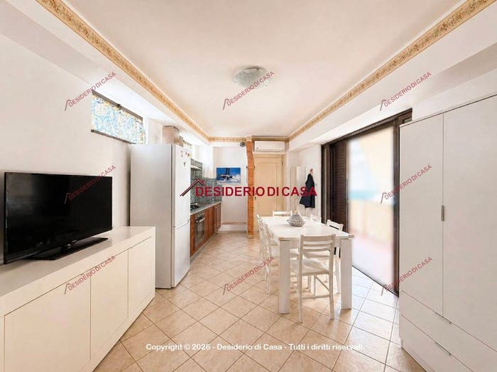 Appartamento trilocale in vendita in Lungomare Naxos, Centro, GiardiniNaxos