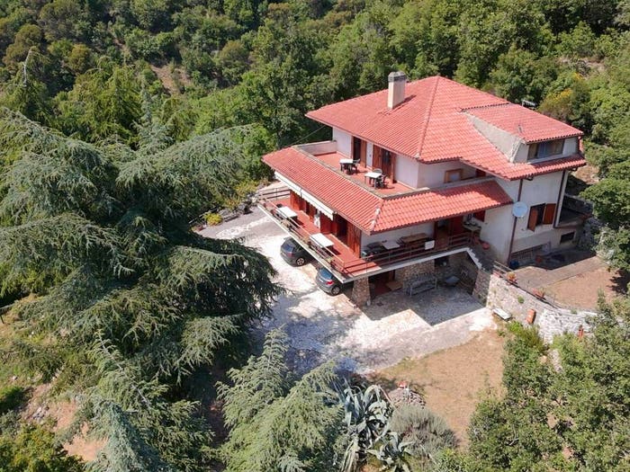 Casa con 6 locali in vendita in Arsoli Località Colle del Prete, Arsoli