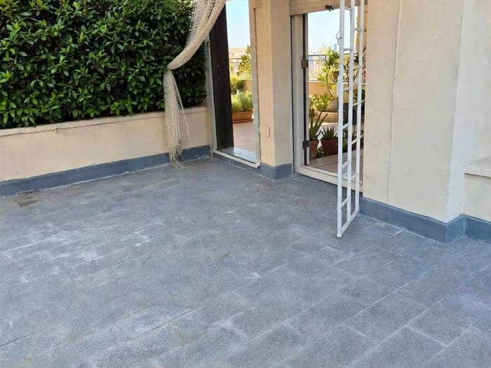 Appartamento bilocale in vendita in Via Palermo, Centro, Nettuno