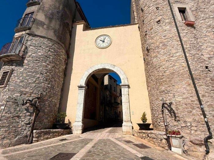 Appartamento con 6 locali in vendita in Vico Fuoco, Taurasi