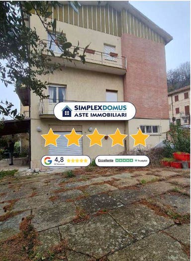 Appartamento con 5 locali in vendita in Via Trieste, Centro, Montottone