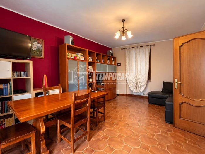 Appartamento quadrilocale in vendita in Via Vittorio Emanuele II, Foglizzo