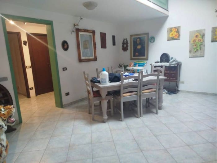 Appartamento con 5 locali in vendita in Via Mentana, Cisternone, Livorno