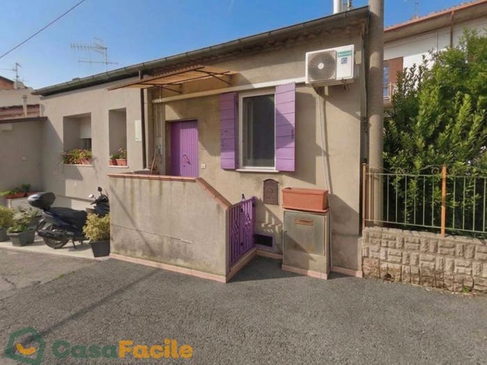Appartamento trilocale in vendita in Via Alcamo, Borello, Cesena