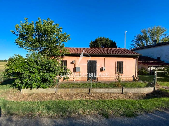 Casa bilocale in vendita in Via Rossetta Sottofiume, Fusignano