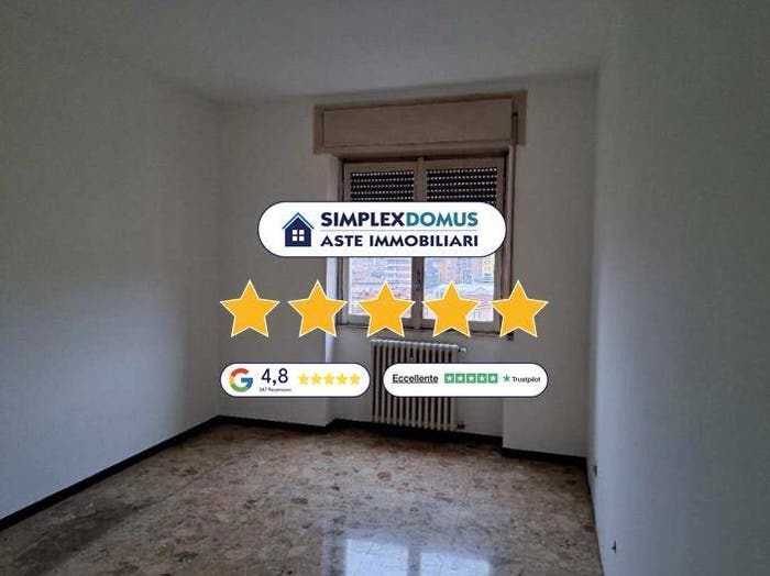 Appartamento trilocale in vendita in Via Padova, Crescenzago, Milano