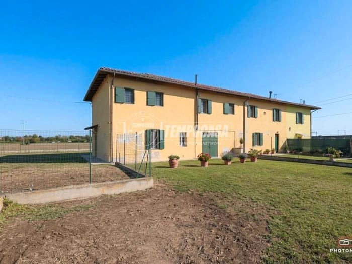 Casa con 6 locali in vendita in Via Persiceto, Anzola dell'Emilia