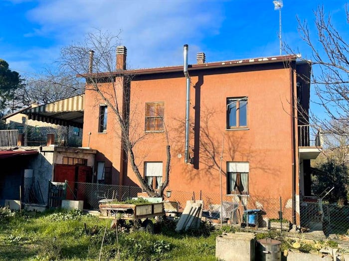 Casa con 6 locali in vendita in Via Luigi Piastrelli, Madonna Alta Prepo, Perugia