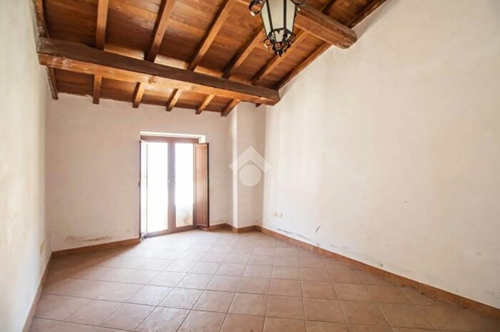Appartamento quadrilocale in vendita in Via Cutilia, Antrodoco
