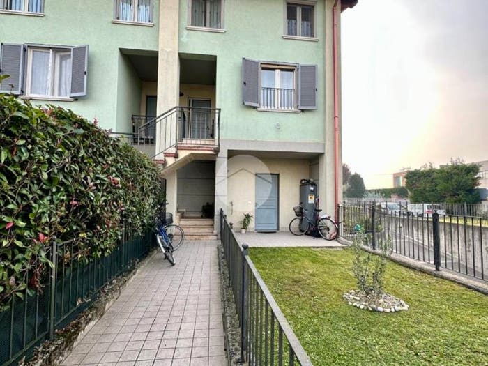 Appartamento trilocale in vendita in Via Quinzano, Flero
