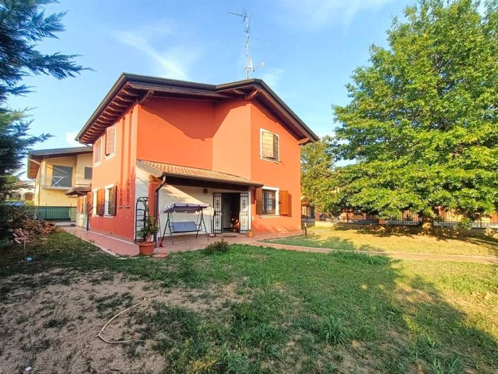Casa quadrilocale in vendita in Via Castelleone, Costa Sant'abramo, Castelverde
