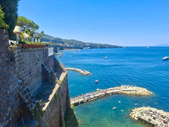 Appartamento con 6 locali in vendita in corso Marion Crawford, Centro, Sant'Agnello