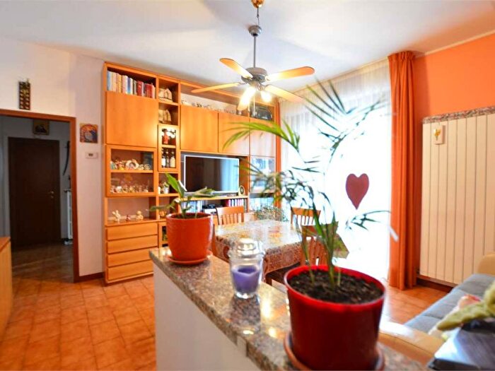 Appartamento trilocale in vendita in Via Giacomo Matteotti, Centro, Sant'Angelo Lodigiano