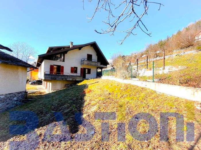 Appartamento trilocale in vendita in Via Spiazzi, Boario, Gromo