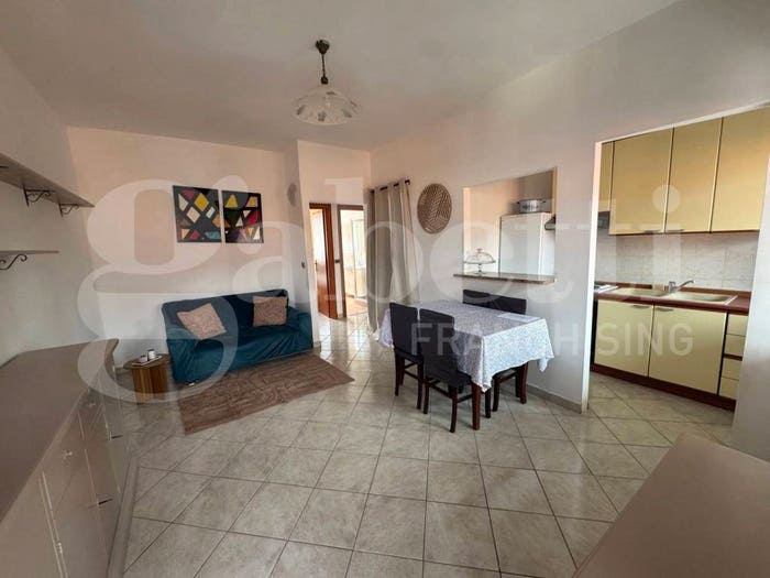 Appartamento bilocale in vendita in Via Ugo Bassi, Pescarenico, Lecco