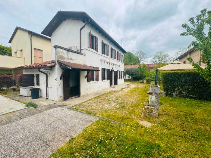 Casa con 6 locali in vendita in Via Belluno, Mirano Paese, Mirano