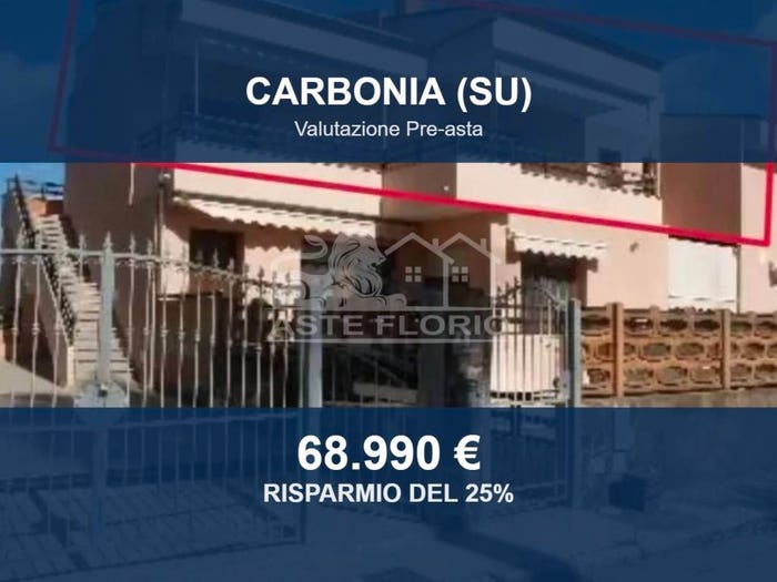 Appartamento con 6 locali in vendita in Via Valverde, Centro, Carbonia