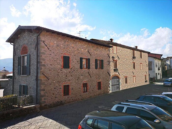 Casa trilocale in vendita in Via del Bagno snc, Centro, Pieve Fosciana