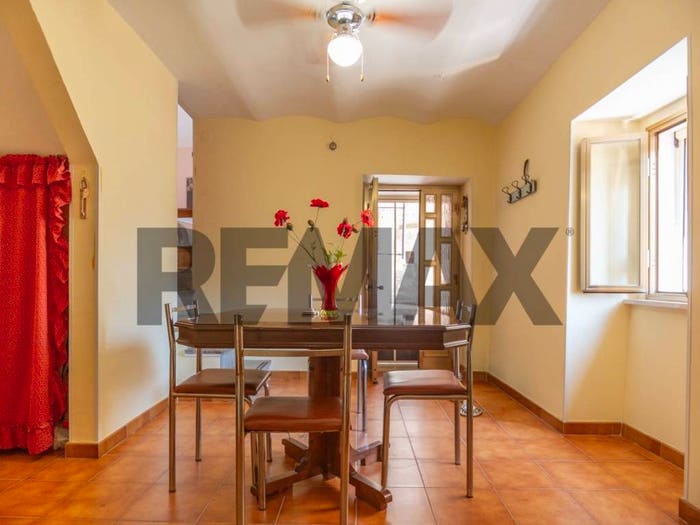 Casa con 5 locali in vendita in Villa Santa Maria