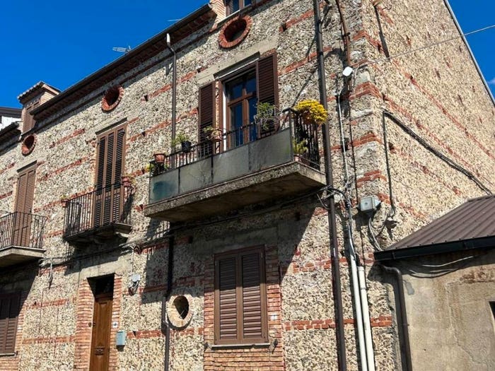 Appartamento quadrilocale in vendita in Corso Umberto, Trenta, Casali del Manco