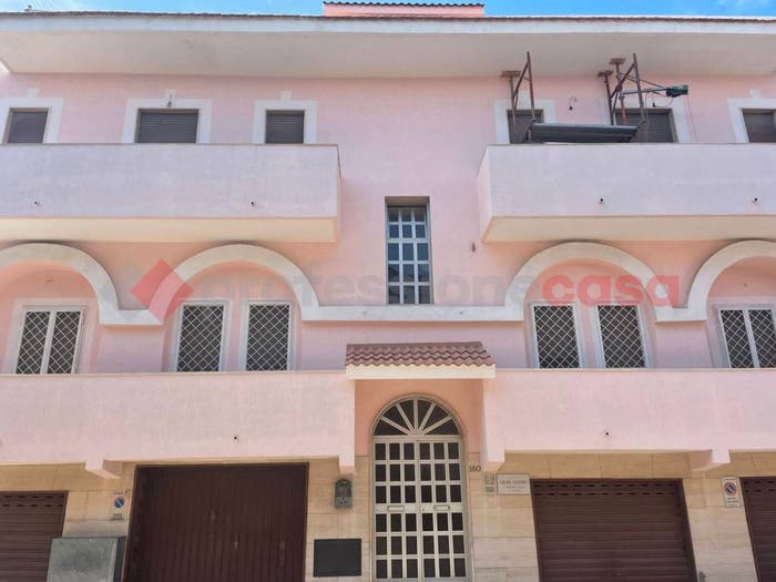 Appartamento quadrilocale in vendita in VIA TOMA, Centro, Pulsano