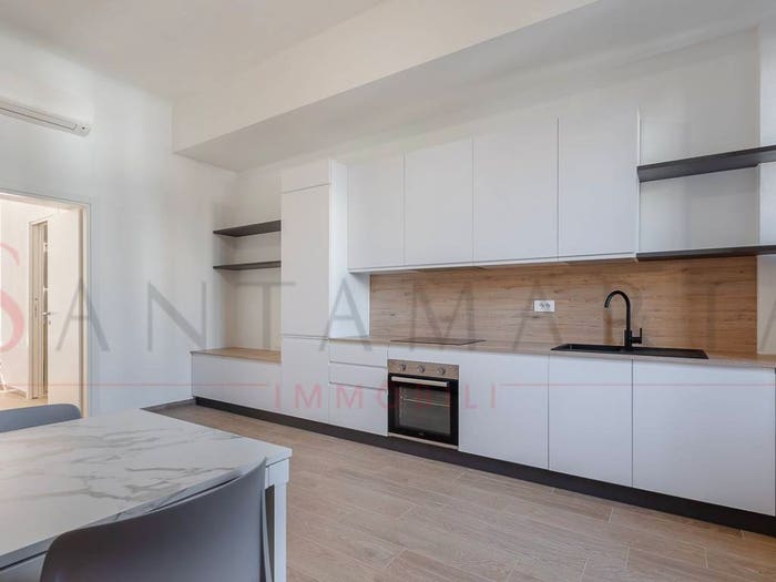 Appartamento bilocale in vendita in Via Savona, Solari, Milano