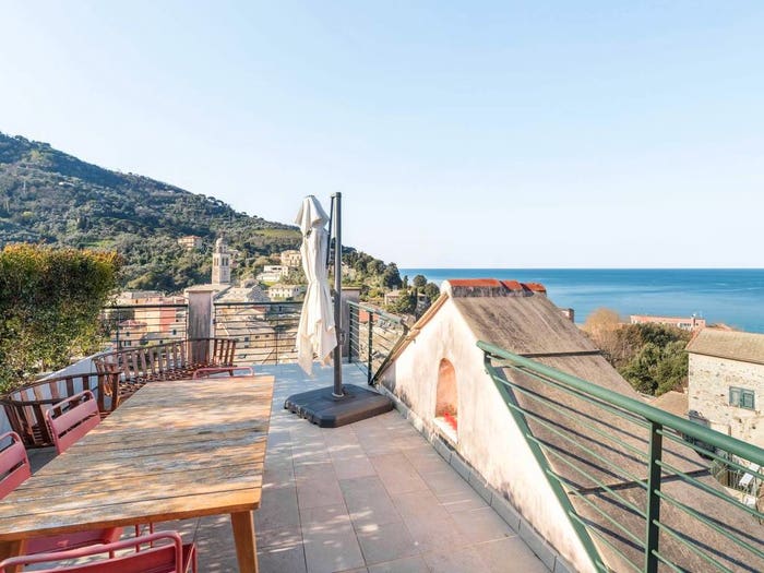 Appartamento trilocale in vendita in Salita Madonna della Costa, Centro, Levanto